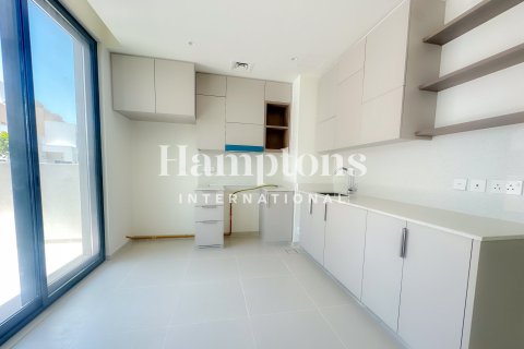Снять в аренду таунхаус в Arabian Ranches 3, Дубай: 3 спальни, 126.72991133м², № 119225 - фото 3