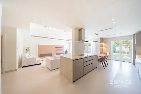 Villa in Arabian Ranches, Dubai 4 bedrooms, 232 sq.m. № 61733 - photo 4