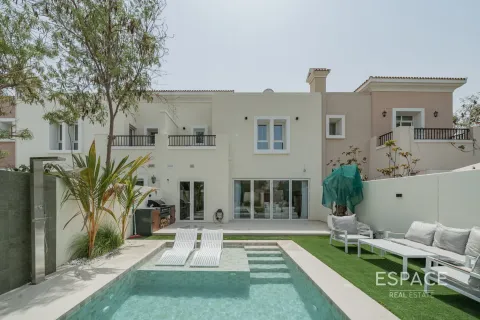 Villa in Arabian Ranches, Dubai 4 bedrooms, 232 sq.m. № 61733 - photo 20