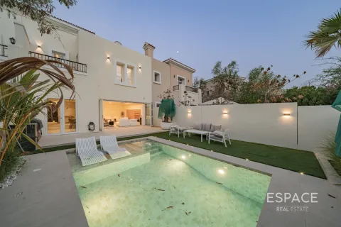 Villa in Arabian Ranches, Dubai 4 bedrooms, 232 sq.m. № 61733 - photo 16