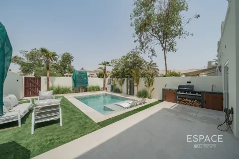 Villa in Arabian Ranches, Dubai 4 bedrooms, 232 sq.m. № 61733 - photo 18