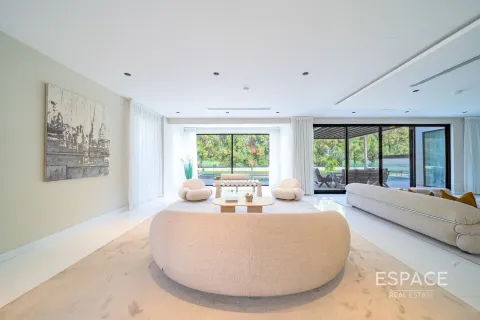 Villa à The Lakes, Dubai, 6 chambres, 692 m², № 61737 - photo 8