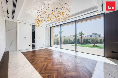 Купить виллу в Дубае: 7 спален, 895.5м², № 64204 - фото 13