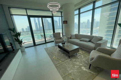 Снять в аренду квартиру в Dubai Harbour, Дубай: 3 спальни, 163.2м², № 64210 - фото 3