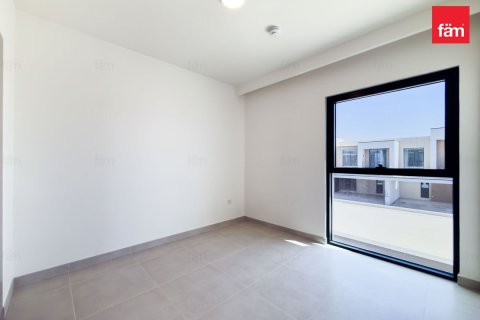 Villa in Dubai 4 bedrooms, 298.9 sq.m. № 123411 - photo 16