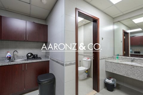 Bureau à Business Bay, Dubai, 93 m², № 98033 - photo 11