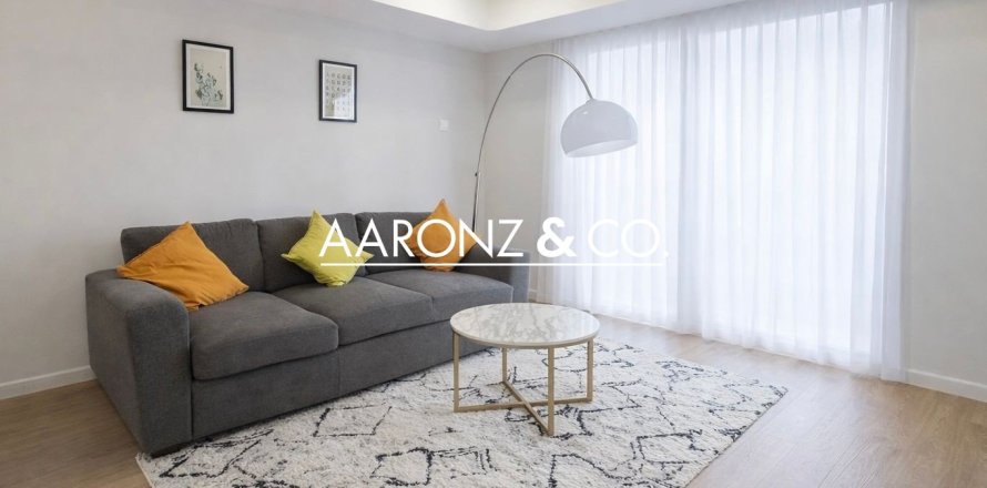 Квартира в Дубай Марине, Дубай, 1 спальня, 80м², № 98038