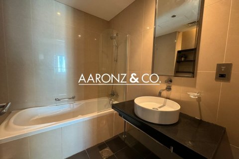 Appartement à Jumeirah Lake Towers, Dubai, 2 chambres, 93 m², № 98034 - photo 5