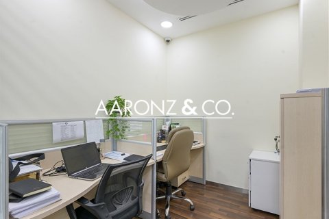 Bureau à Business Bay, Dubai, 150 m², № 98036 - photo 13