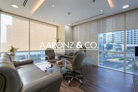 Bureau à Business Bay, Dubai, 150 m², № 98036 - photo 9