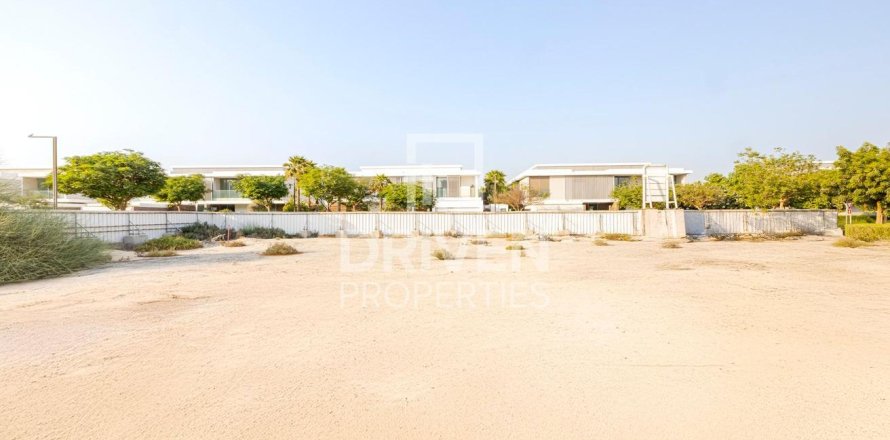 Land in Dubai Hills Estate, Dubai 1247.04 sq.m. № 126774