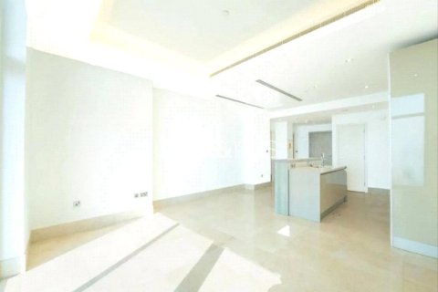 Apartment in The Crescent, Palm Jumeirah, Dubai 2 bedrooms, 122 sq.m. № 44292 - photo 2