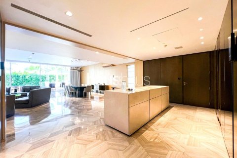 Villa in FIVE Palm Jumeirah, Palm Jumeirah, Dubai 5 bedrooms, 1143 sq.m. № 44291 - photo 6