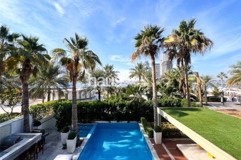Villa in FIVE Palm Jumeirah, Palm Jumeirah, Dubai 5 bedrooms, 1143 sq.m. № 44291 - photo 19