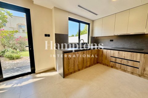 Townhouse in The Springs, Dubai 2 bedrooms, 157.00607000 sq.m. № 63984 - photo 3