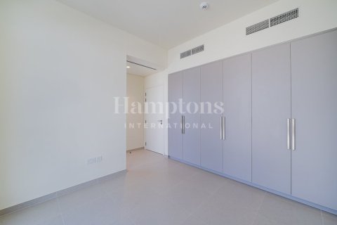 Villa in Dubai South (Dubai World Central), Dubai 4 bedrooms, 202.90015200 sq.m. № 63993 - photo 11