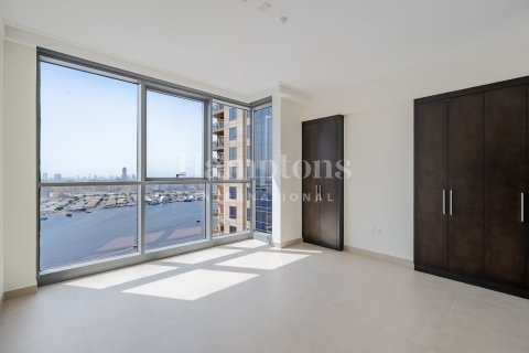 Снять в аренду квартиру в Dubai Creek Residence Tower 2 South, Dubai Creek Harbour (The Lagoons), Дубай: 3 спальни, 179.30279000м², № 63990 - фото 1