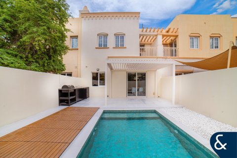 Villa en The Springs, Dubai, 2 dormitorios, 157 m², № 98572 - foto 2