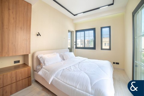 Villa en The Springs, Dubai, 2 dormitorios, 157 m², № 98572 - foto 12