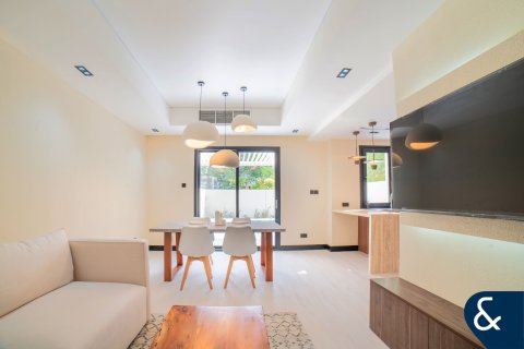 Villa en The Springs, Dubai, 2 dormitorios, 157 m², № 98572 - foto 4