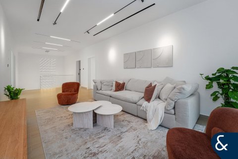 Villa in Green Community West, Green Community, Dubai 5 bedrooms, 577 sq.m. № 98559 - photo 15