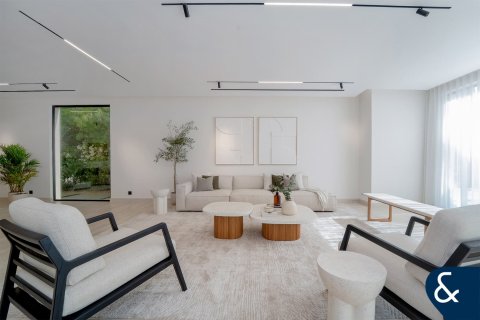 Villa in Green Community West, Green Community, Dubai 5 bedrooms, 577 sq.m. № 98559 - photo 8