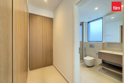 Снять в аренду виллу в Дубае: 4 спальни, 357.4м², № 76888 - фото 17