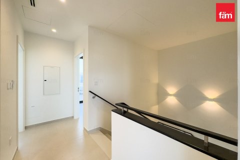 Снять в аренду виллу в Дубае: 4 спальни, 357.4м², № 76888 - фото 19