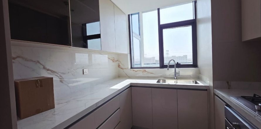 Квартира в Al Furjan, Дубай, 2 спальни, 112.7м², № 76881