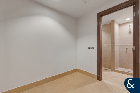 Снять в аренду квартиру в Old Town, Дубай: 3 спальни, 181м², № 98222 - фото 5