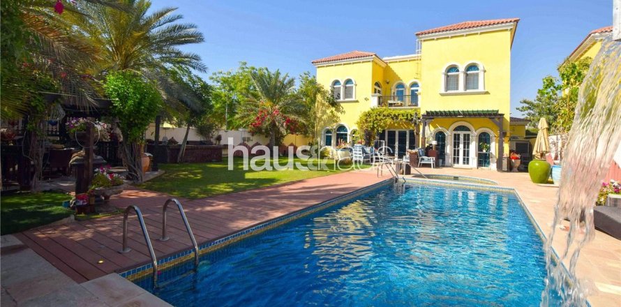 Villa in Legacy, Jumeirah Park, Dubai 3 bedrooms, 285 sq.m. № 43218
