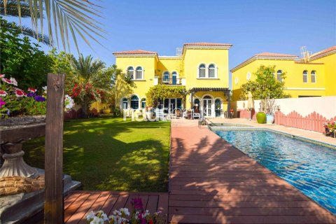 Villa in Legacy, Jumeirah Park, Dubai 3 bedrooms, 285 sq.m. № 43218 - photo 9