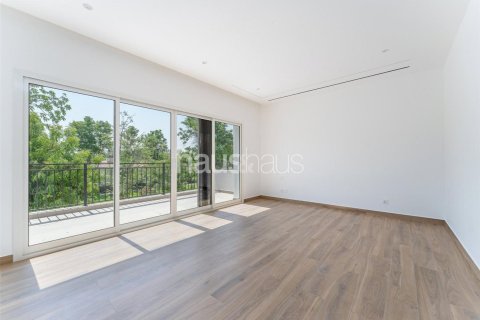 Villa in Dubai Investment Park, Dubai 5 bedrooms, 577 sq.m. № 43215 - photo 12