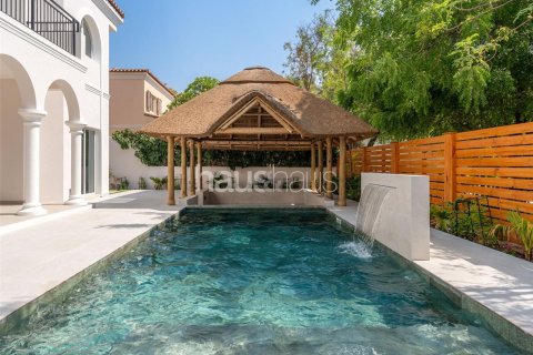 Villa in Dubai Investment Park, Dubai 5 bedrooms, 577 sq.m. № 43215 - photo 20