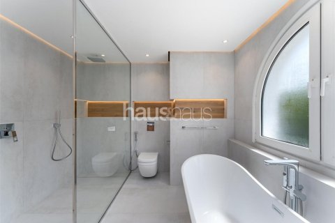 Villa in Dubai Investment Park, Dubai 5 bedrooms, 577 sq.m. № 43215 - photo 15