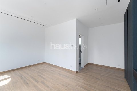Villa in Dubai Investment Park, Dubai 5 bedrooms, 577 sq.m. № 43215 - photo 28