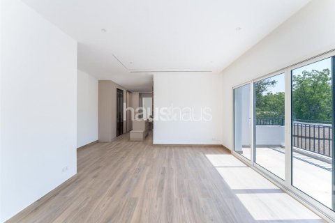 Villa in Dubai Investment Park, Dubai 5 bedrooms, 577 sq.m. № 43215 - photo 11