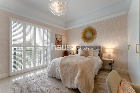 Villa in Dubai Investment Park, Dubai 5 bedrooms, 613 sq.m. № 43216 - photo 13