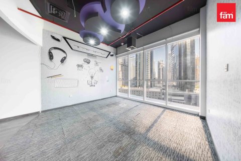 Bureau à Business Bay, Dubai, 187.3 m², № 86095 - photo 3