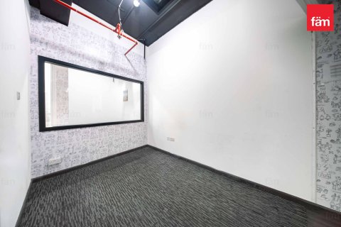 Bureau à Business Bay, Dubai, 187.3 m², № 86095 - photo 6
