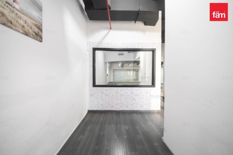 Bureau à Business Bay, Dubai, 187.3 m², № 86095 - photo 5