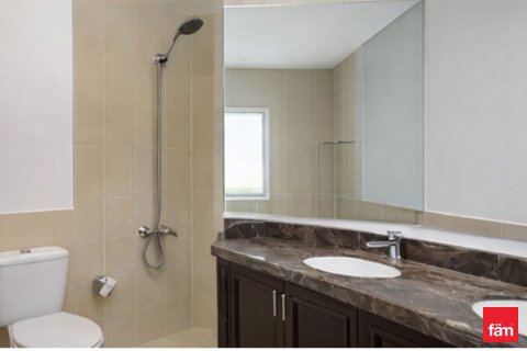 Купить виллу в Дубае: 3 спальни, 186.3м², № 91863 - фото 7