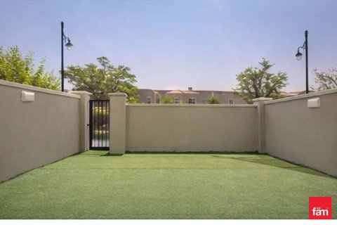 Купить виллу в Дубае: 3 спальни, 186.3м², № 91863 - фото 10