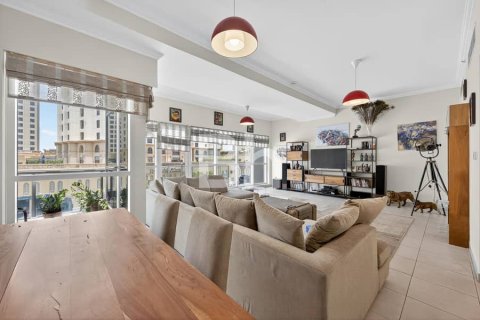 Villa in Dubai Marina, Dubai 2 bedrooms, 228 sq.m. № 56818 - photo 6