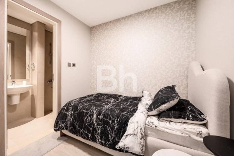 Apartment in Jumeirah Lake Towers, Dubai 2 bedrooms, 139 sq.m. № 56820 - photo 7