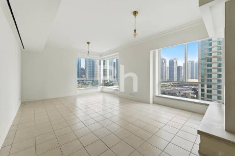Apartment in Dubai Marina, Dubai 4 bedrooms, 270 sq.m. № 56819 - photo 1