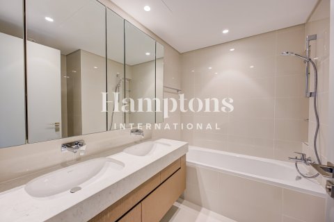 Appartement à Dubai Harbour, Dubai, 2 chambres, 130.34290900 m², № 135057 - photo 12