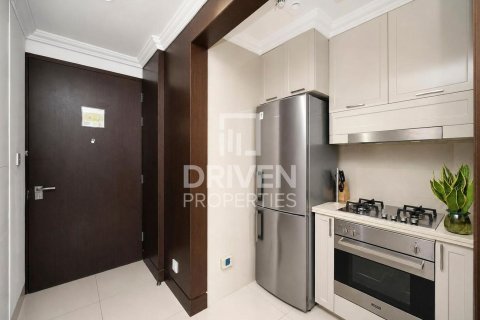Apartment in The Address Residence Fountain Views, Downtown Dubai (Downtown Burj Dubai), Dubai studio, 75.9 sq.m. № 134266 - photo 8