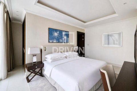 Apartment in The Address Residence Fountain Views, Downtown Dubai (Downtown Burj Dubai), Dubai studio, 75.9 sq.m. № 134266 - photo 13