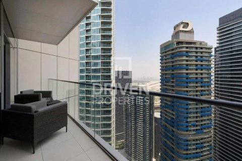 Apartment in The Address Residence Fountain Views, Downtown Dubai (Downtown Burj Dubai), Dubai studio, 75.9 sq.m. № 134266 - photo 3